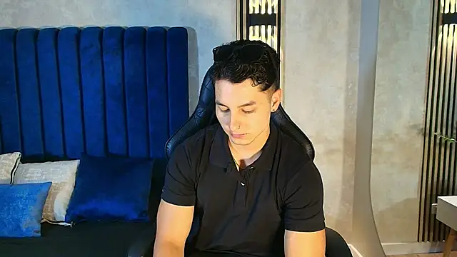 Noah Clarkk online show from July 28, 2026, 7:39 pm