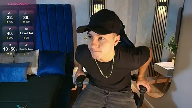 Noah Clarkk online show from July 29, 2026, 5:33 pm