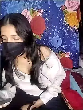 Snapshot of Surbhi-dixit chatting on January 7, 2026, 8:00 pm Surbhi-dixit online show from January 7, 2026, 8:00 pm