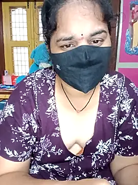 Snapshot of maduri__ chatting on April 11, 2026, 4:50 am maduri online show from April 11, 2026, 4:50 am