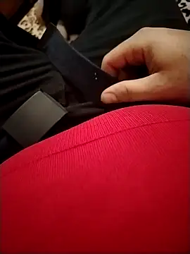 BHugo85269 online show from February 7, 2026, 1:15 pm