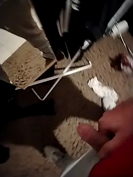 BHugo85269 online show from February 9, 2026, 8:18 am