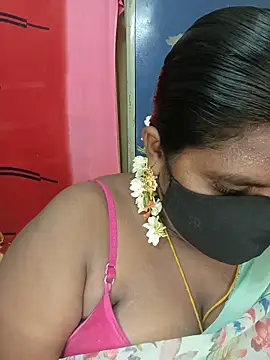 Snapshot of sirisha__9 chatting on May 13, 2026, 5:32 pm sirisha 9 online show from May 13, 2026, 5:32 pm