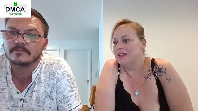 Miss-Chupagirly online show from May 3, 2026, 2:56 pm