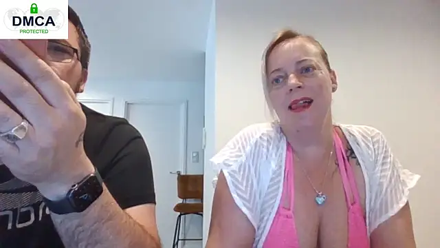 Miss-Chupagirly online show from May 25, 2026, 9:04 am
