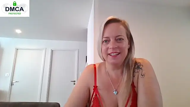 Miss-Chupagirly online show from July 18, 2026, 7:12 am