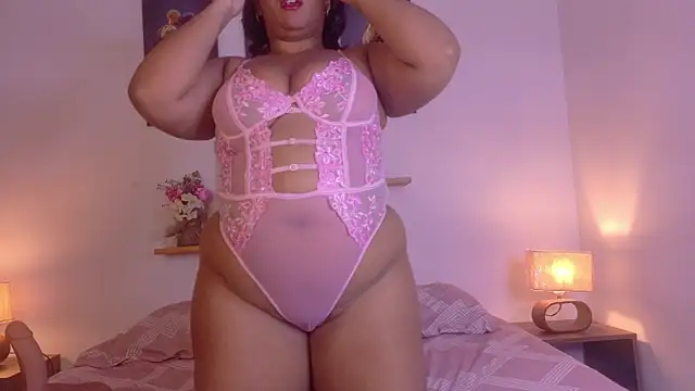Snapshot of nairagold_ chatting on August 1, 2026, 12:32 am nairagold online show from August 1, 2026, 12:32 am