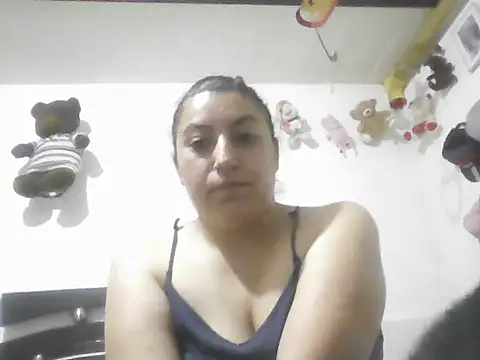 Snapshot of SEXY-FLOW chatting on December 18, 2025, 5:30 pm SEXY-FLOW online show from December 18, 2025, 5:30 pm