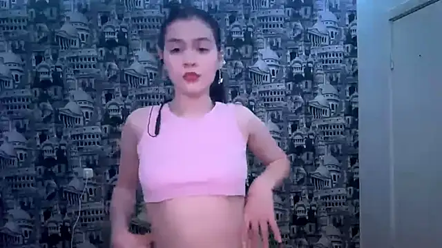 Snapshot of SoldBrief chatting on December 19, 2025, 7:10 pm SoldBrief online show from December 19, 2025, 7:10 pm