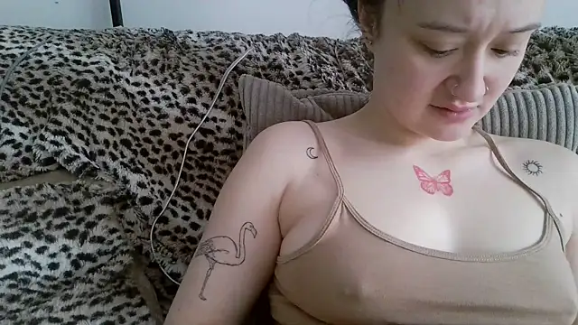 LilyLuck  online show from March 8, 2026, 2:43 pm