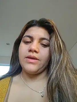 Snapshot of Ivy_enjoy chatting on July 23, 2026, 5:00 pm Ivy enjoy online show from July 23, 2026, 5:00 pm