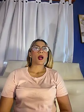 MiaSizzle online show from February 20, 2026, 7:58 pm