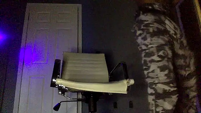 Snapshot of Cantgetenough0069 chatting on January 14, 2026, 6:46 pm Cantgetenough0069 online show from January 14, 2026, 6:46 pm