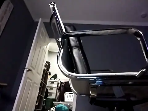 Snapshot of Cantgetenough0069 chatting on March 1, 2026, 9:22 am Cantgetenough0069 online show from March 1, 2026, 9:22 am