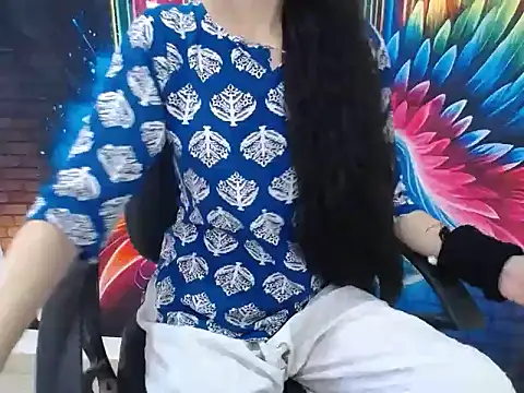 Farhana beautyfull online show from April 24, 2026, 4:37 am