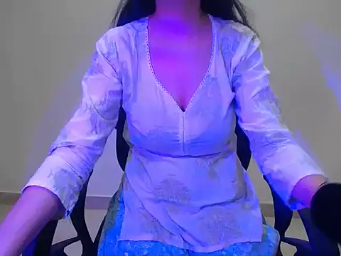 Farhana beautyfull online show from June 20, 2026, 4:04 am