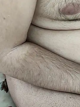 Mm7oon nek online show from March 9, 2026, 9:41 pm