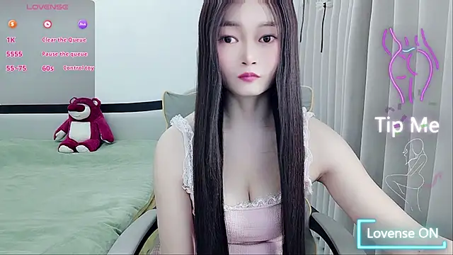 Snapshot of Lucky-susu chatting on December 19, 2025, 4:30 am Lucky-susu online show from December 19, 2025, 4:30 am