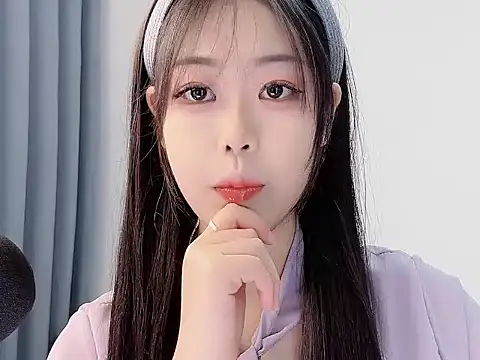 smalldaisy online show from January 7, 2026, 1:52 am