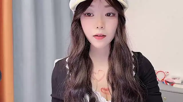 smalldaisy online show from March 16, 2026, 5:44 am