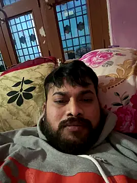 Snapshot of Sumiitt07 chatting on December 21, 2025, 10:33 am Sumiitt07 online show from December 21, 2025, 10:33 am