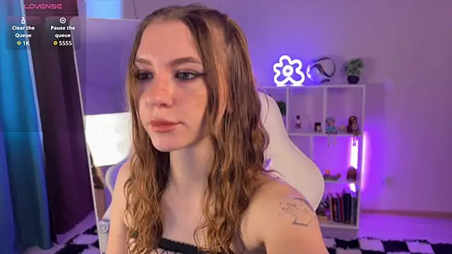 Snapshot of KellySunn chatting on July 28, 2026, 8:21 am KellySunn online show from July 28, 2026, 8:21 am