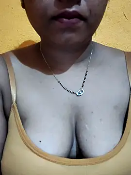 Snapshot of Eashita_01 chatting on March 15, 2026, 9:43 pm Eashita 01 online show from March 15, 2026, 9:43 pm