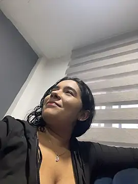 Snapshot of ateneacute chatting on July 18, 2026, 10:35 pm ateneacute online show from July 18, 2026, 10:35 pm