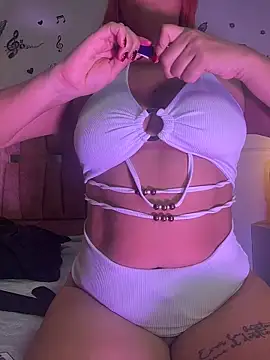 Violetta Moretti online show from February 8, 2026, 1:53 am