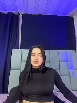 Emilyy05  online show from July 3, 2026, 3:13 am