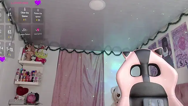 Snapshot of violett_brown9 chatting on July 28, 2026, 6:42 am violett brown9 online show from July 28, 2026, 6:42 am