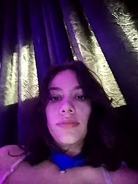 Snapshot of valerria_44 chatting on January 11, 2026, 9:53 pm valerria 44 online show from January 11, 2026, 9:53 pm