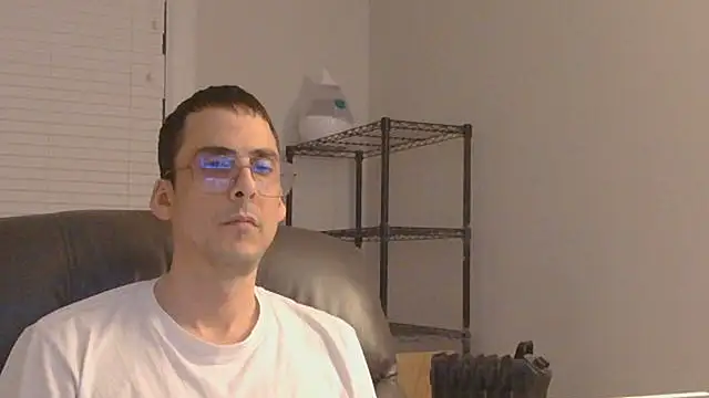 Snapshot of SissyJosh chatting on May 27, 2026, 1:35 am SissyJosh online show from May 27, 2026, 1:35 am