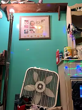 bellywelly69420 online show from December 20, 2025, 3:02 am