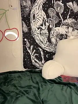 ourlittleesecret online show from December 22, 2025, 6:32 am