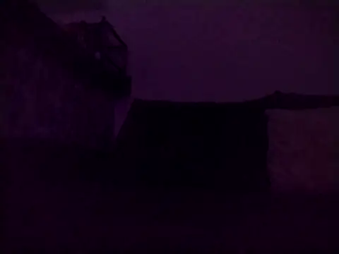 mellzinhacasada online show from February 22, 2026, 8:24 am