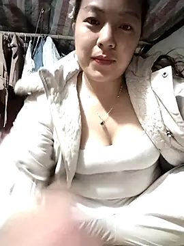 Lucky cutee online show from April 24, 2026, 11:34 am