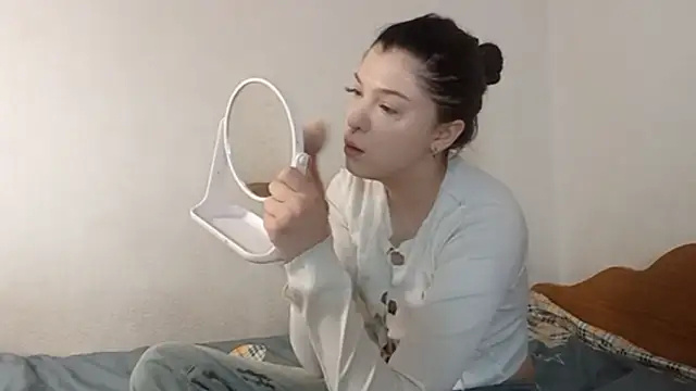 LexusGirls online show from March 6, 2026, 8:05 pm