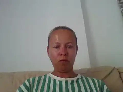 Snapshot of jennyblondeuk chatting on June 3, 2026, 4:56 pm jennyblondeuk online show from June 3, 2026, 4:56 pm