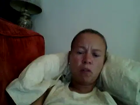 Snapshot of jennyblondeuk chatting on July 15, 2026, 5:29 pm jennyblondeuk online show from July 15, 2026, 5:29 pm