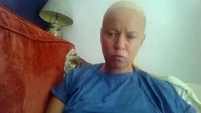 Snapshot of jennyblondeuk chatting on July 26, 2026, 2:02 pm jennyblondeuk online show from July 26, 2026, 2:02 pm