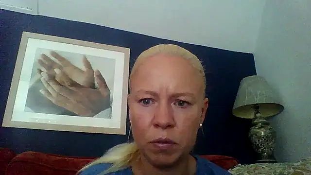Snapshot of jennyblondeuk chatting on July 29, 2026, 3:10 pm jennyblondeuk online show from July 29, 2026, 3:10 pm