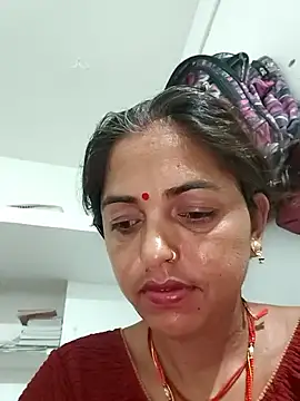 Mahima rani34 online show from June 17, 2026, 9:49 pm