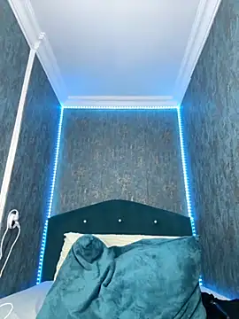 RedAssHottie online show from October 23, 2025, 2:55 am