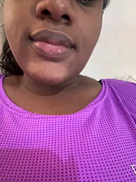 Snapshot of amorasecy chatting on April 4, 2026, 2:14 pm amorasecy online show from April 4, 2026, 2:14 pm