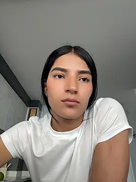 Ema Rose  online show from July 9, 2026, 9:08 pm