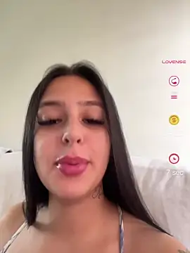 Snapshot of jujuarantes__2026 chatting on May 29, 2026, 1:53 pm jujuarantes 2026 online show from May 29, 2026, 1:53 pm