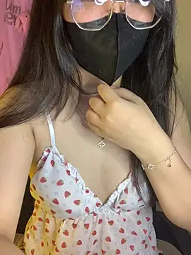 Sofiababy22 online show from June 17, 2026, 3:35 pm