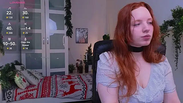 Snapshot of jennifernolan chatting on December 21, 2025, 8:05 pm jennifernolan online show from December 21, 2025, 8:05 pm