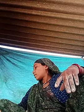 Karishma singh online show from March 6, 2026, 3:25 am